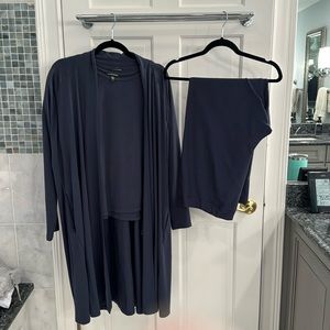 Eileen Fisher Size L 3-piece pantsuit in very good condition